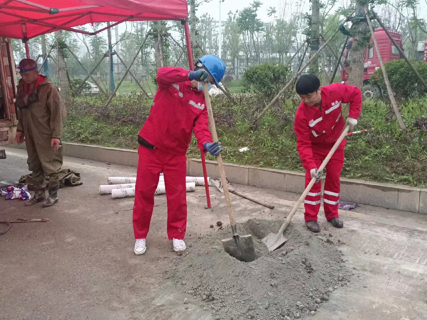 安远管道疏通哪家好】及时进行市政管道清淤