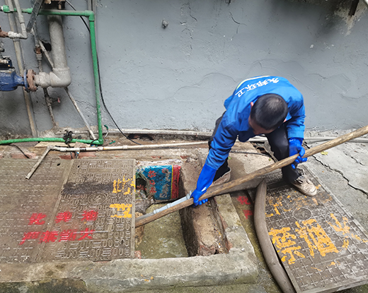 安远清掏化粪池